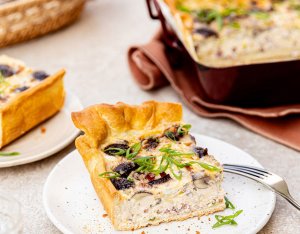 Speckkuchen mit Champignons